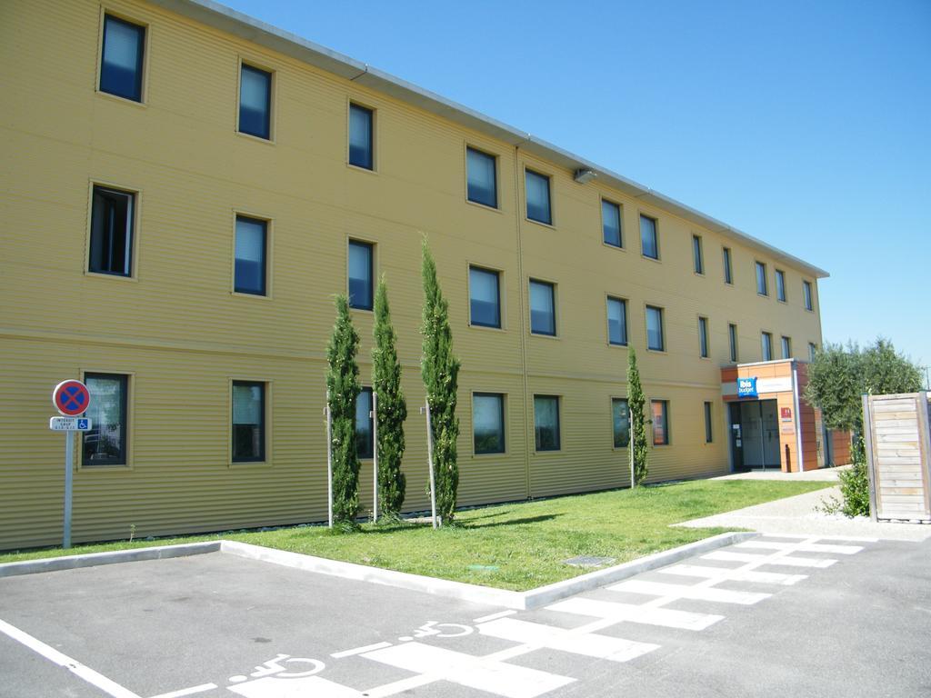 Ibis Budget Castelnaudary - A61 Экстерьер фото