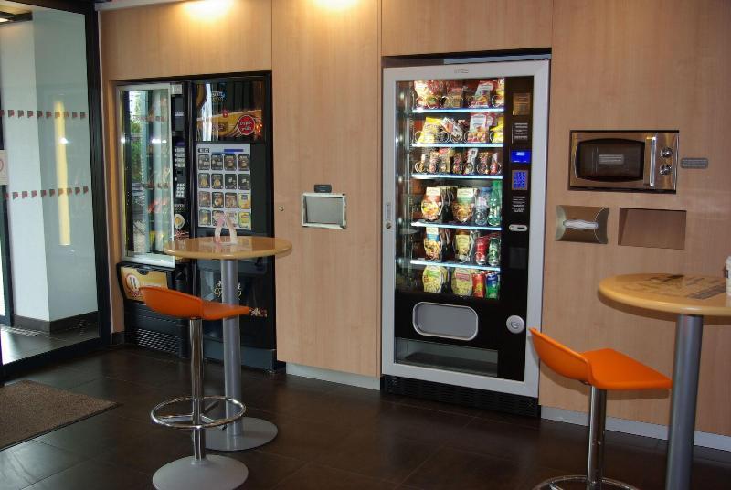 Ibis Budget Castelnaudary - A61 Экстерьер фото