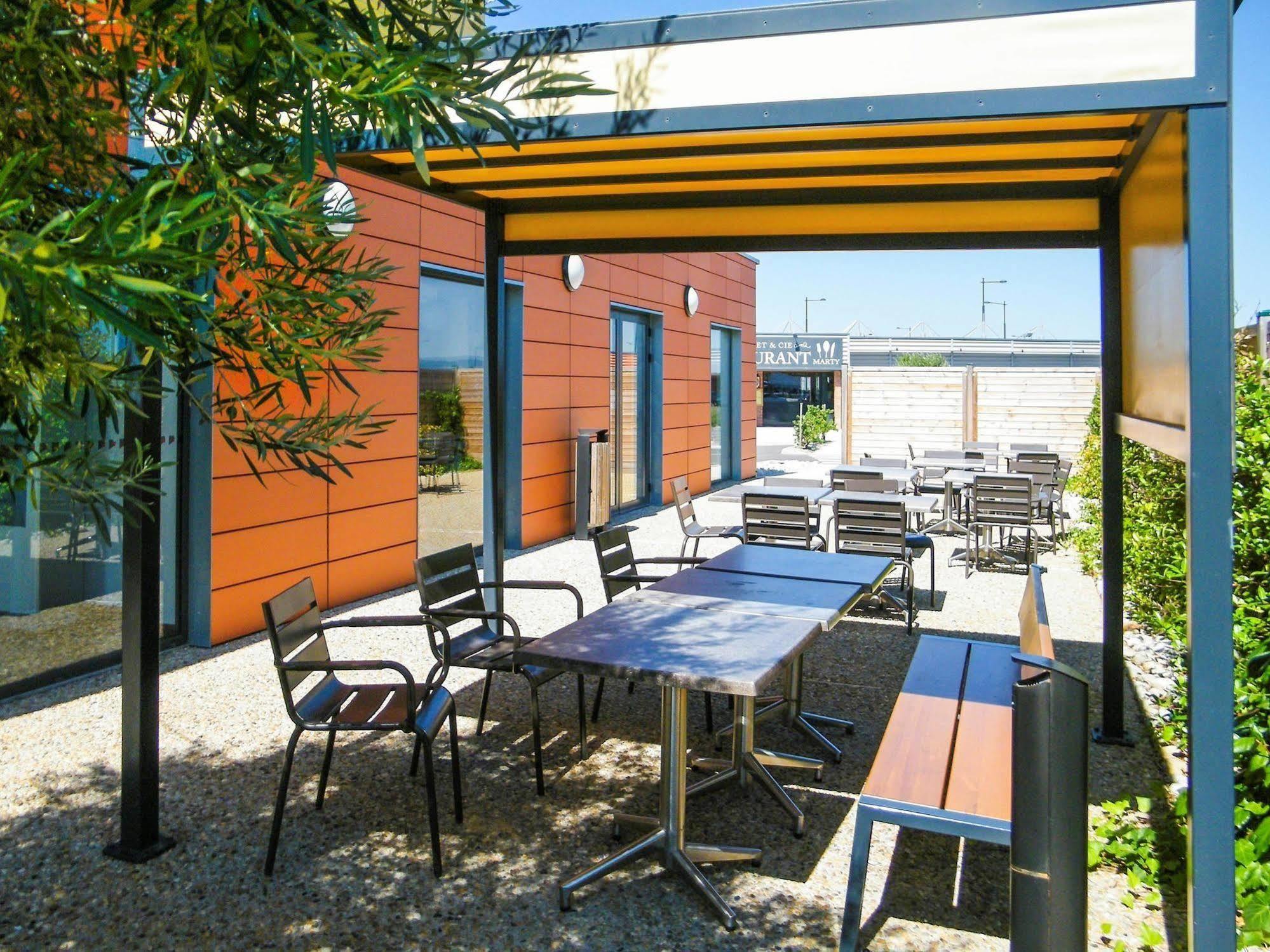 Ibis Budget Castelnaudary - A61 Экстерьер фото
